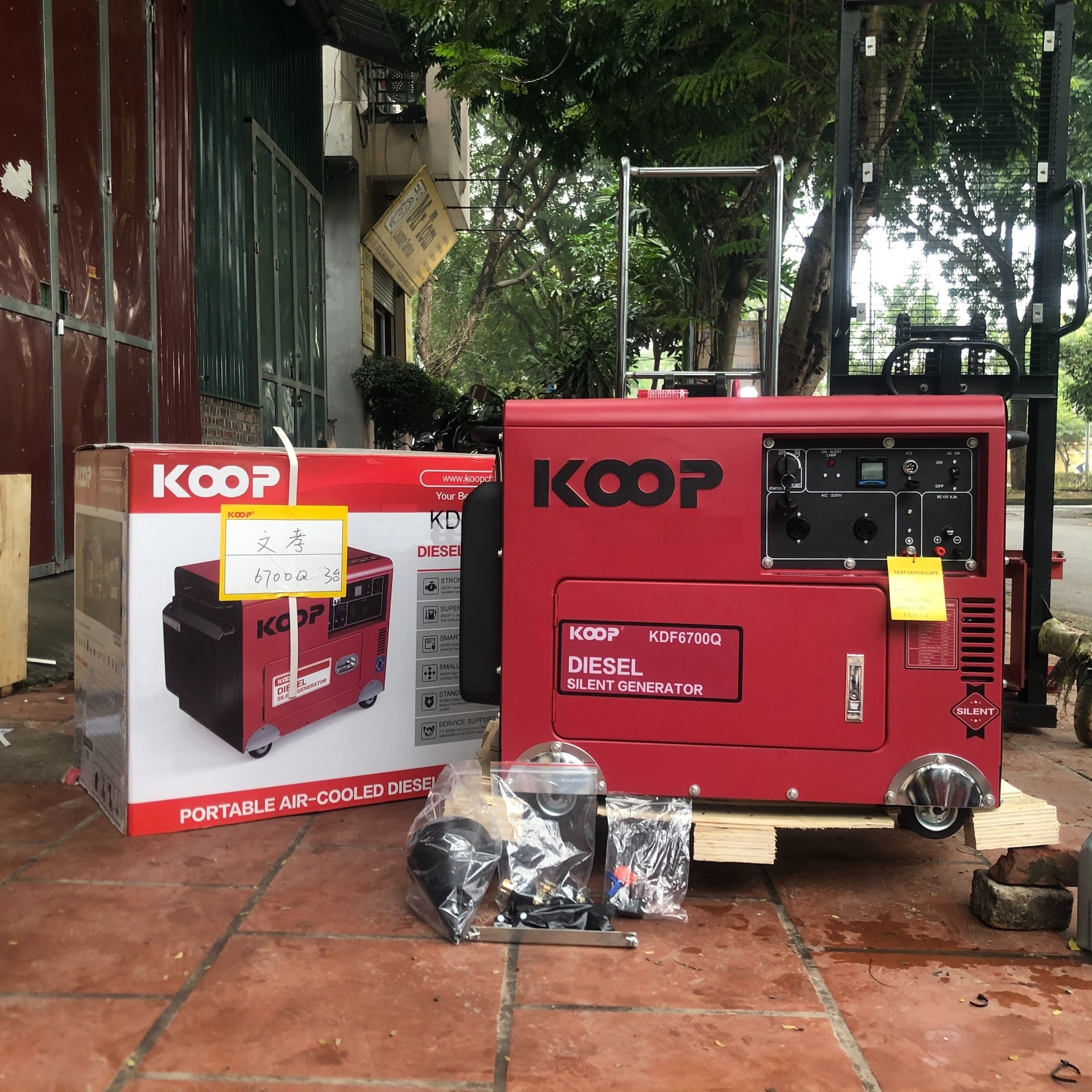 Máy phát điện chạy dầu 5Kw KOOP KDF6700Q
