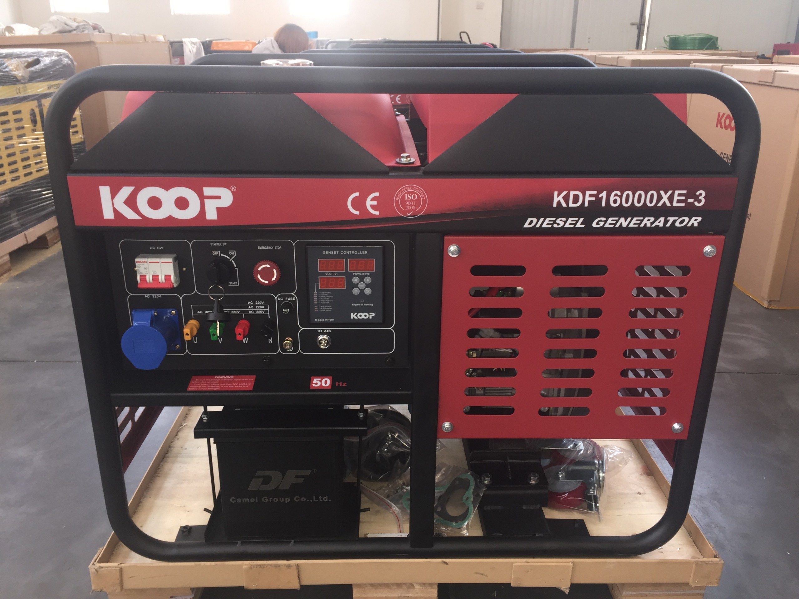 Máy phát điện chạy dầu 12Kw KOOP KDF16000XE 3Phase